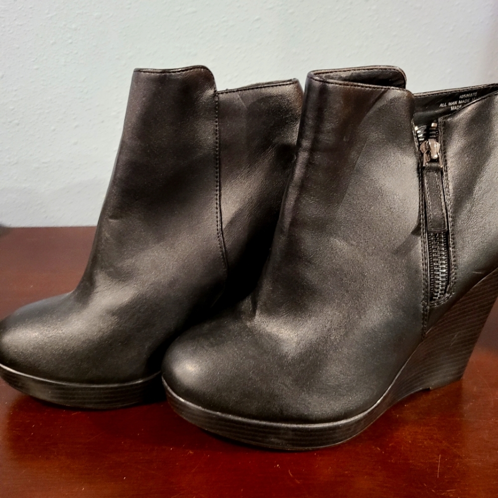 Torrid Ankle Booties 8w